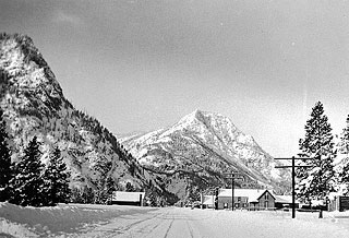 Looking west along Main Street Frisco.