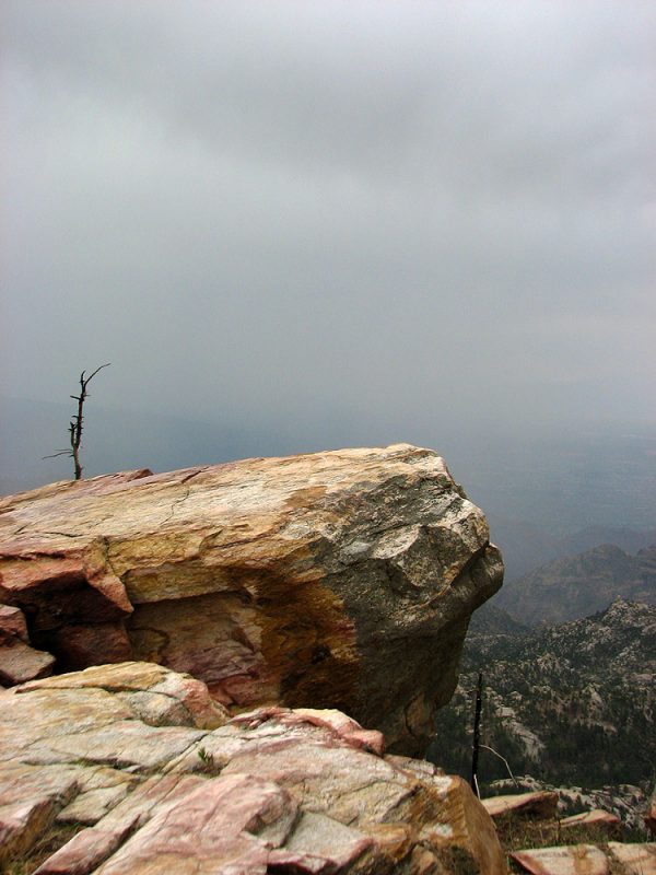 A chubasco approaches the lookout
