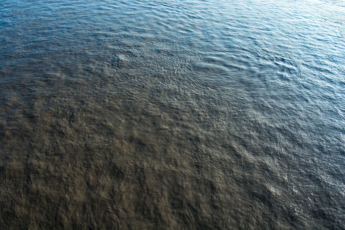 Waves of the Mississippi River