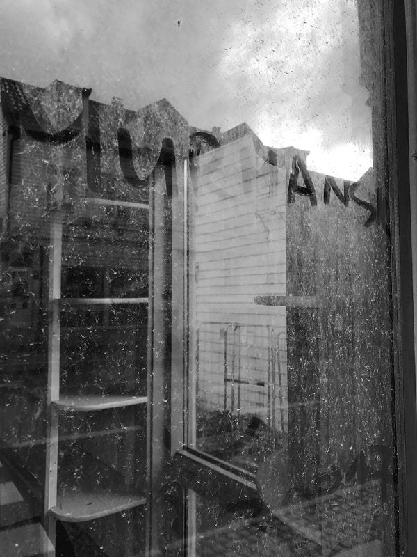 Photo of window with Murmansk written on it by Alisa Slaughter