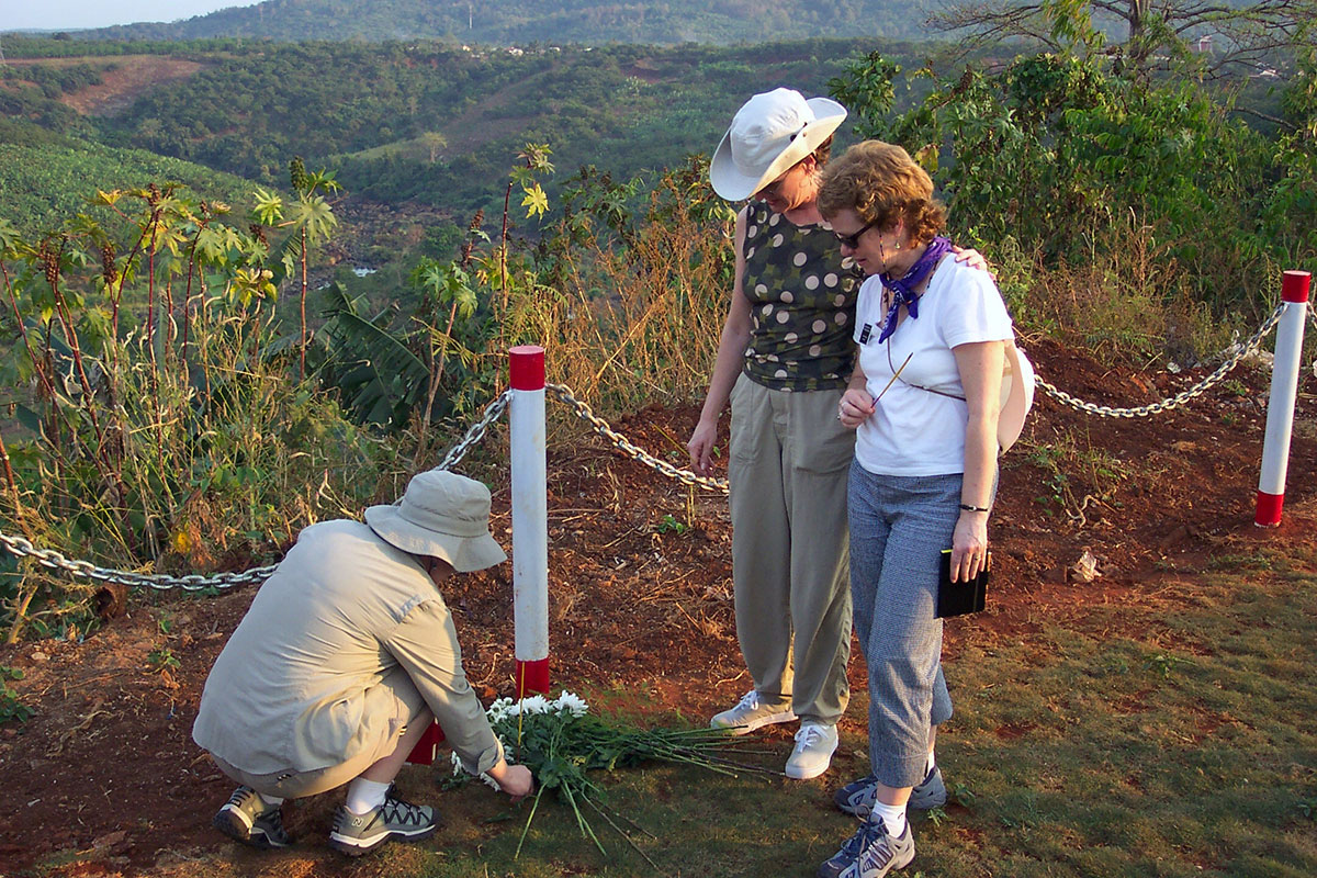 Memorial service at Song Be