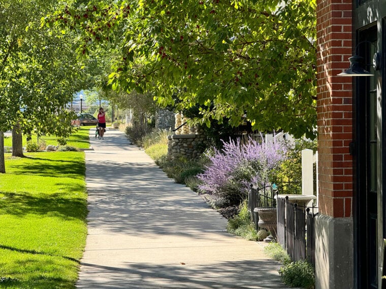 Walking in South Main