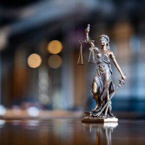 Statue: Justice is blind