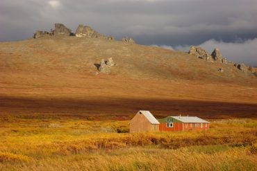 The tors and bunkhouse at Serptentine Hot Springs