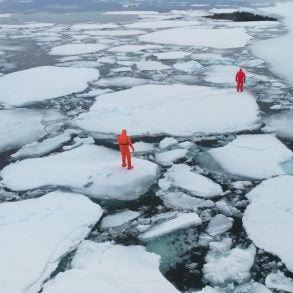 Polar scientists on ice